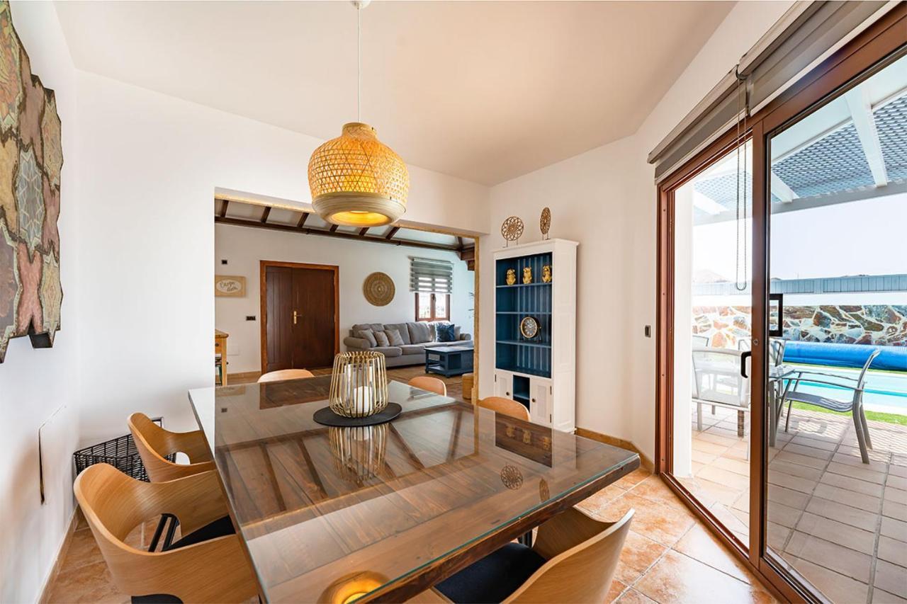 Villa Luxury Paula'S Dream Private Pool Corralejo By Holidays Home ภายนอก รูปภาพ